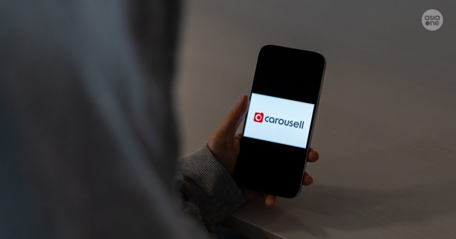 Police show up at Carouseller’s home after Lalamove driver accuses him of selling Kpods, Singapore News Police show up at Carouseller’s home after Lalamove driver accuses him of selling Kpods, Singapore News