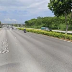 Man arrested after jumping from ambulance on SLE
