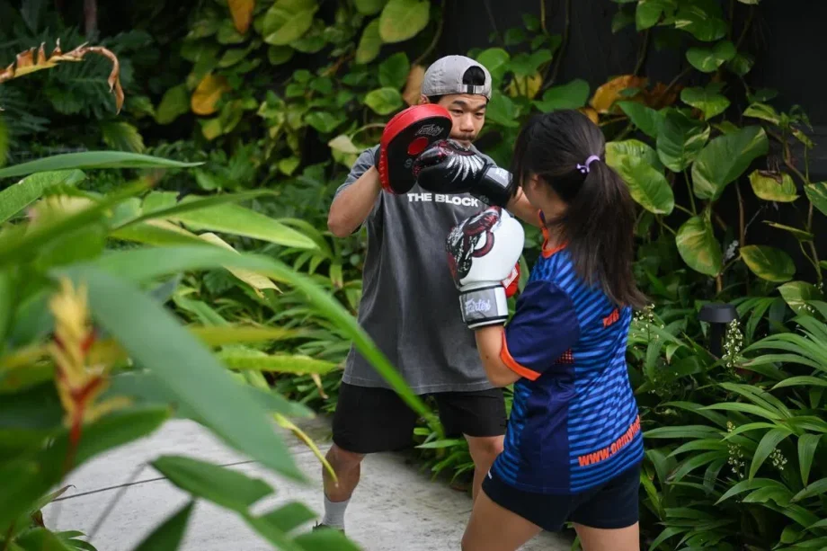 Muay thai helps teen overcome loneliness and self-harm Muay thai helps teen overcome loneliness and self-harm