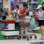 About 1 in 7 S’pore families earns at least k a month
