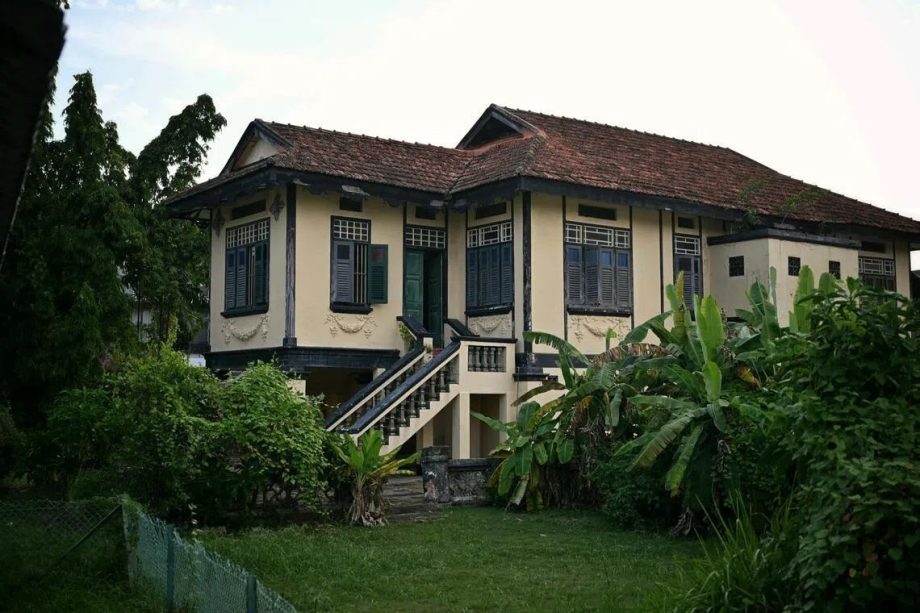 Century-old bungalow built by ‘King of Bedok’ Haji Kahar in Singapore put up for conservation Century-old bungalow built by ‘King of Bedok’ Haji Kahar in Singapore put up for conservation