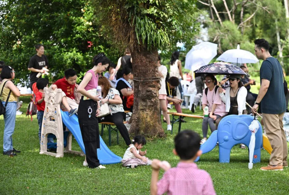 5,000 Singaporean children receive S,000 grant and other benefits under scheme to spur large families