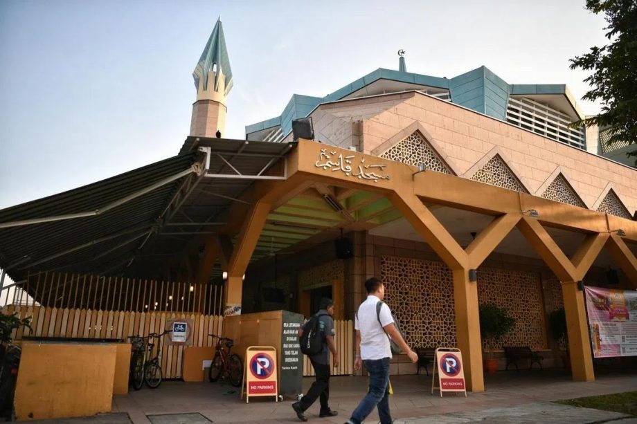 Woman in Singapore fails in claim for income from grandfather’s Islamic charitable trusts for mosque