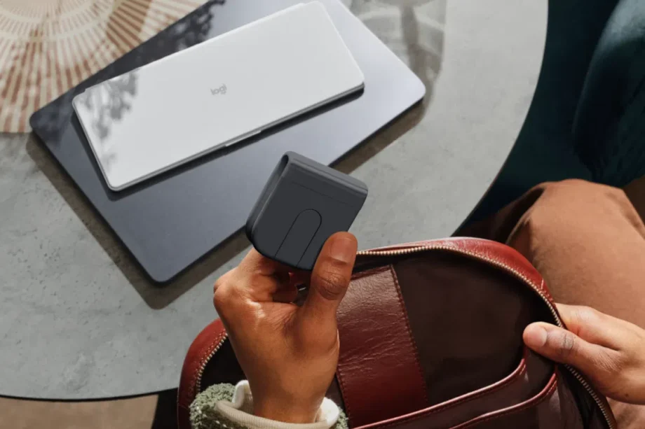 Logitech Mobi Fold: The first foldable mouse Logitech Mobi Fold: The first foldable mouse