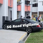 Man arrested for possessing stun device, suspected drug offences after crashing car in Yishun