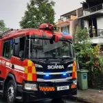 7 rescued, 5 taken to hospital after fire breaks out in house off Whitley Road