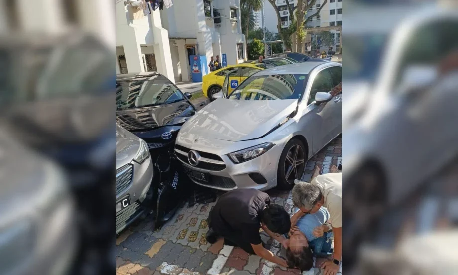 Ghim Moh accident: Driver allegedly hits elderly pedestrian Ghim Moh accident: Driver allegedly hits elderly pedestrian