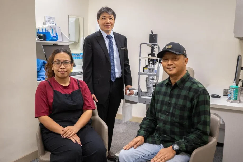 Singapore surgeon treats severe eye damage using mouth tissue, donated stem cells Singapore surgeon treats severe eye damage using mouth tissue, donated stem cells