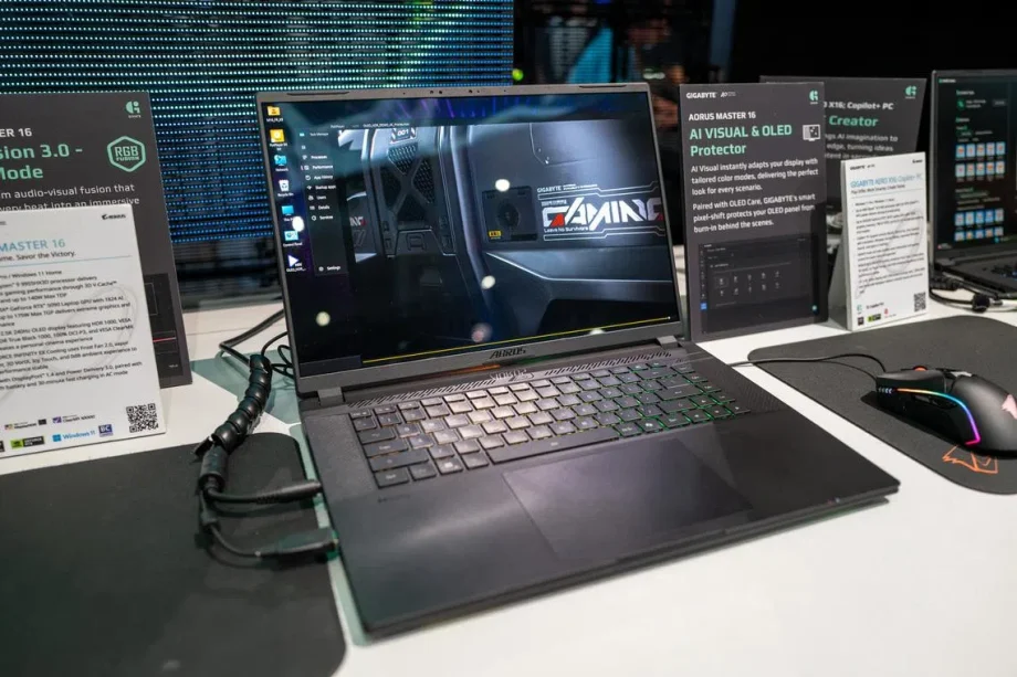 Gigabyte Aorus Master 16: Ryzen 9 & RTX 5090 gaming laptop