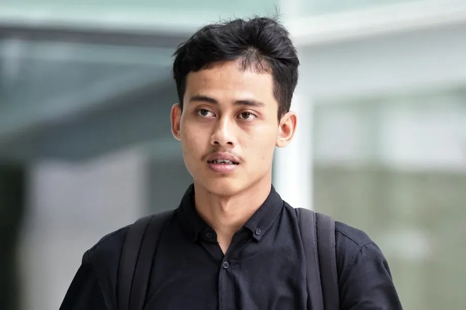 15 months’ jail and caning for man who molested teen on Singapore-bound flight 15 months’ jail and caning for man who molested teen on Singapore-bound flight
