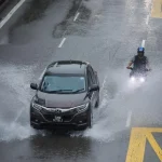 Avoid Jalan Boon Lay, KPE slip road for the next hour due to risk of flash floods: PUB