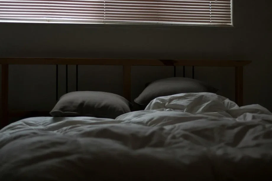Singapore bedroom temperature and sleep quality