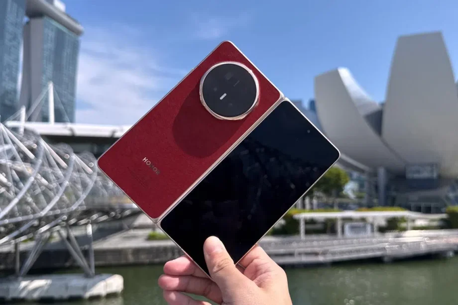 Honor Magic V6 review: A bad time to love technology Honor Magic V6 review: A bad time to love technology