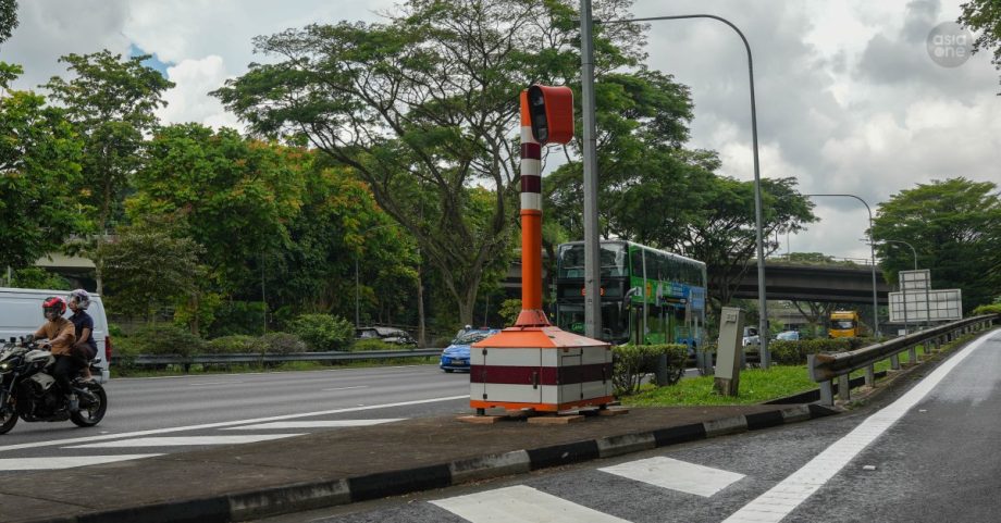 Mobile speed camera deployed along BKE towards Woodlands Checkpoint, Singapore News Mobile speed camera deployed along BKE towards Woodlands Checkpoint, Singapore News