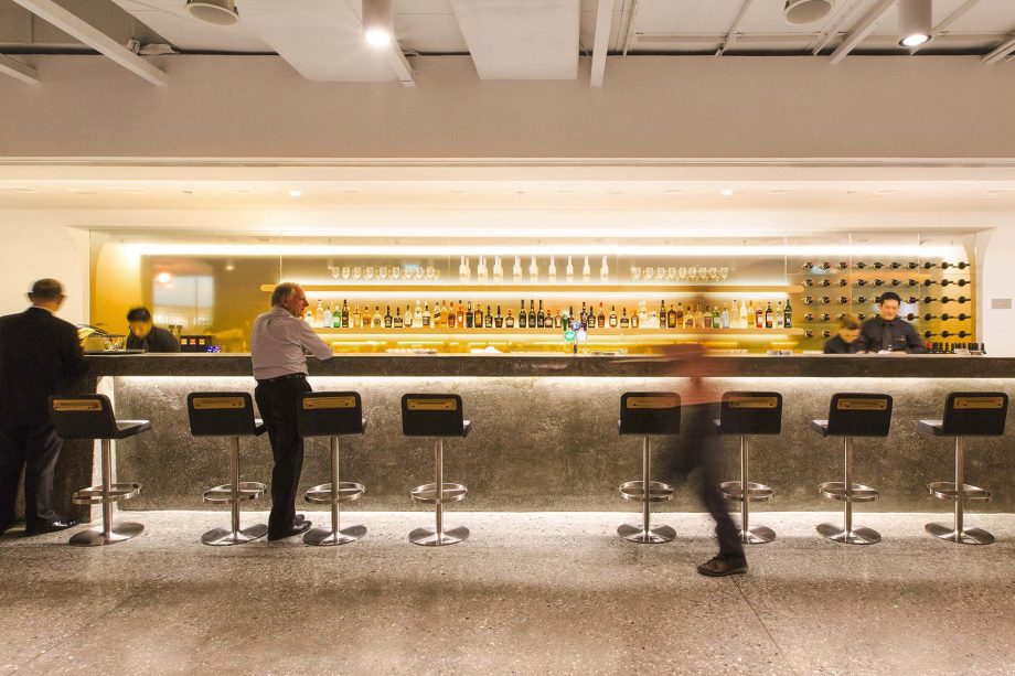 Qantas Singapore Business Lounge now opens every morning Qantas Singapore Business Lounge now opens every morning