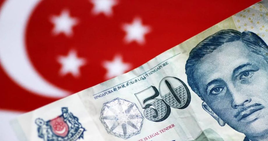 Analysts say Singapore dollar set to gain despite hawkish Fed