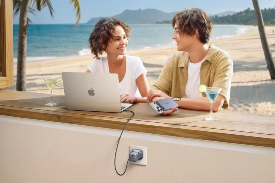 Ugreen launches pocket-sized Apple chargers