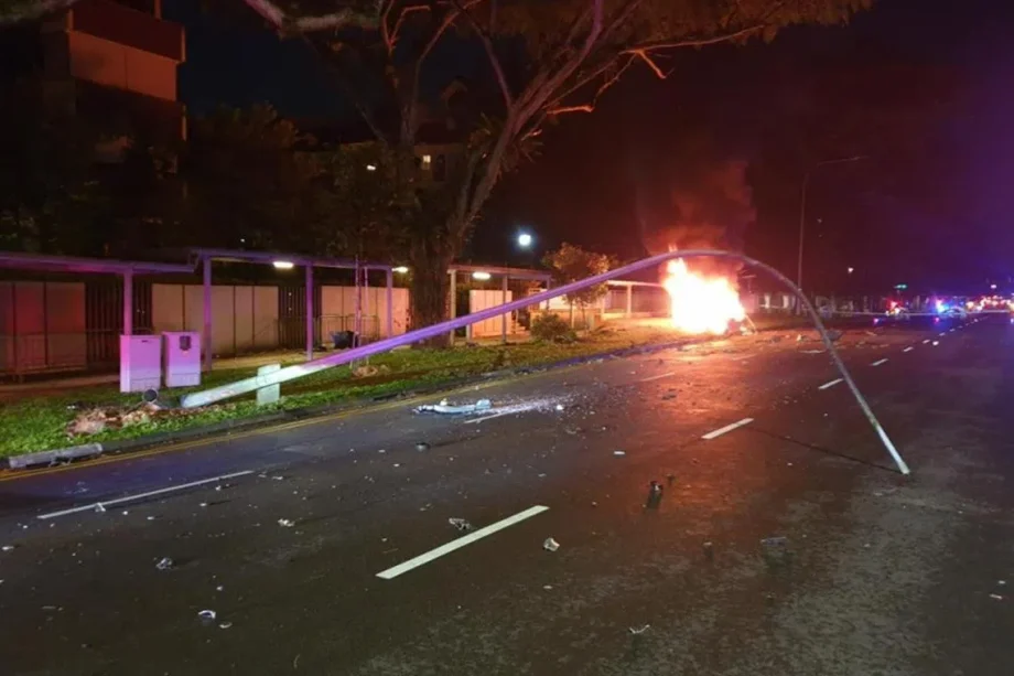 Man allegedly drove against traffic, hit school bus, left car in flames Man allegedly drove against traffic, hit school bus, left car in flames