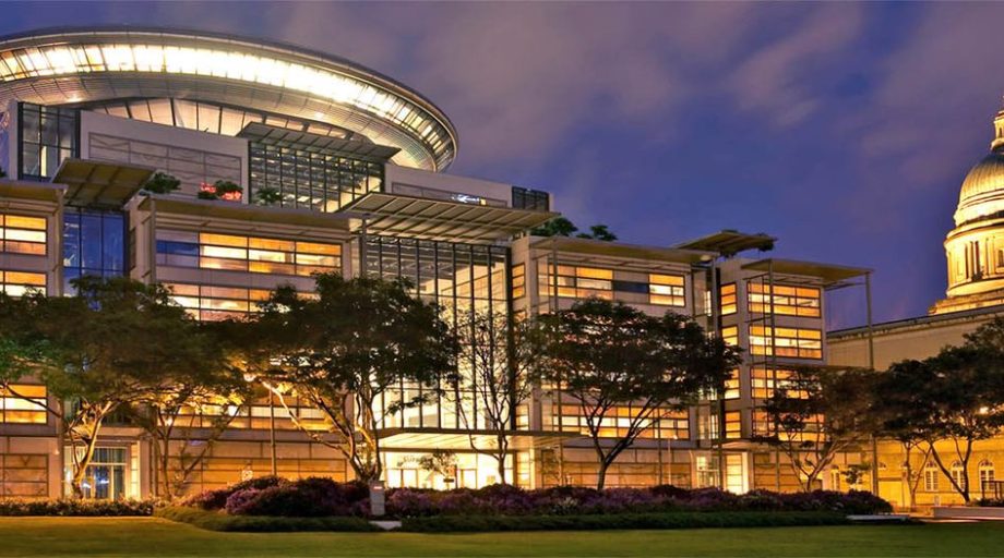 Singapore court rejects bid to recover funding costs