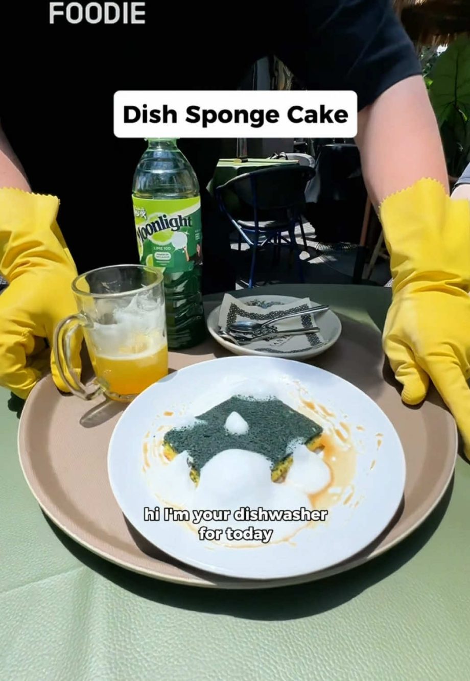 @singaporefoodie Would you try this dish sponge cake and sink water?  @kantinjew…