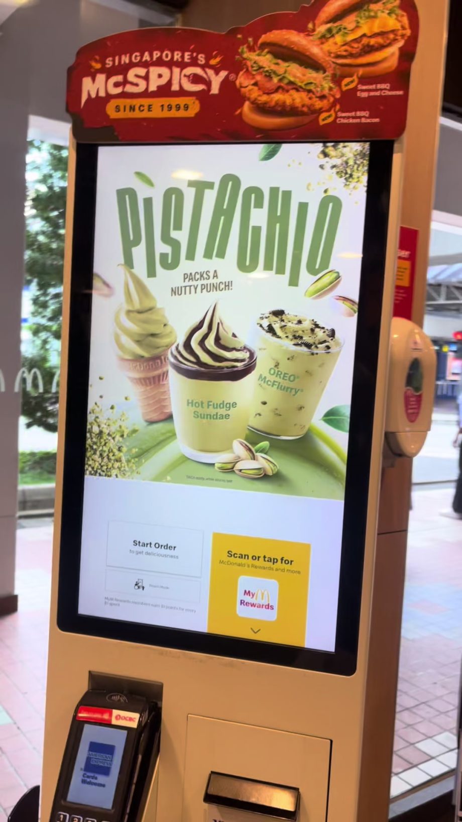 @novazinus Pistachio Ice Cream McDonald’s SG!! I was so excited to try it but I …
