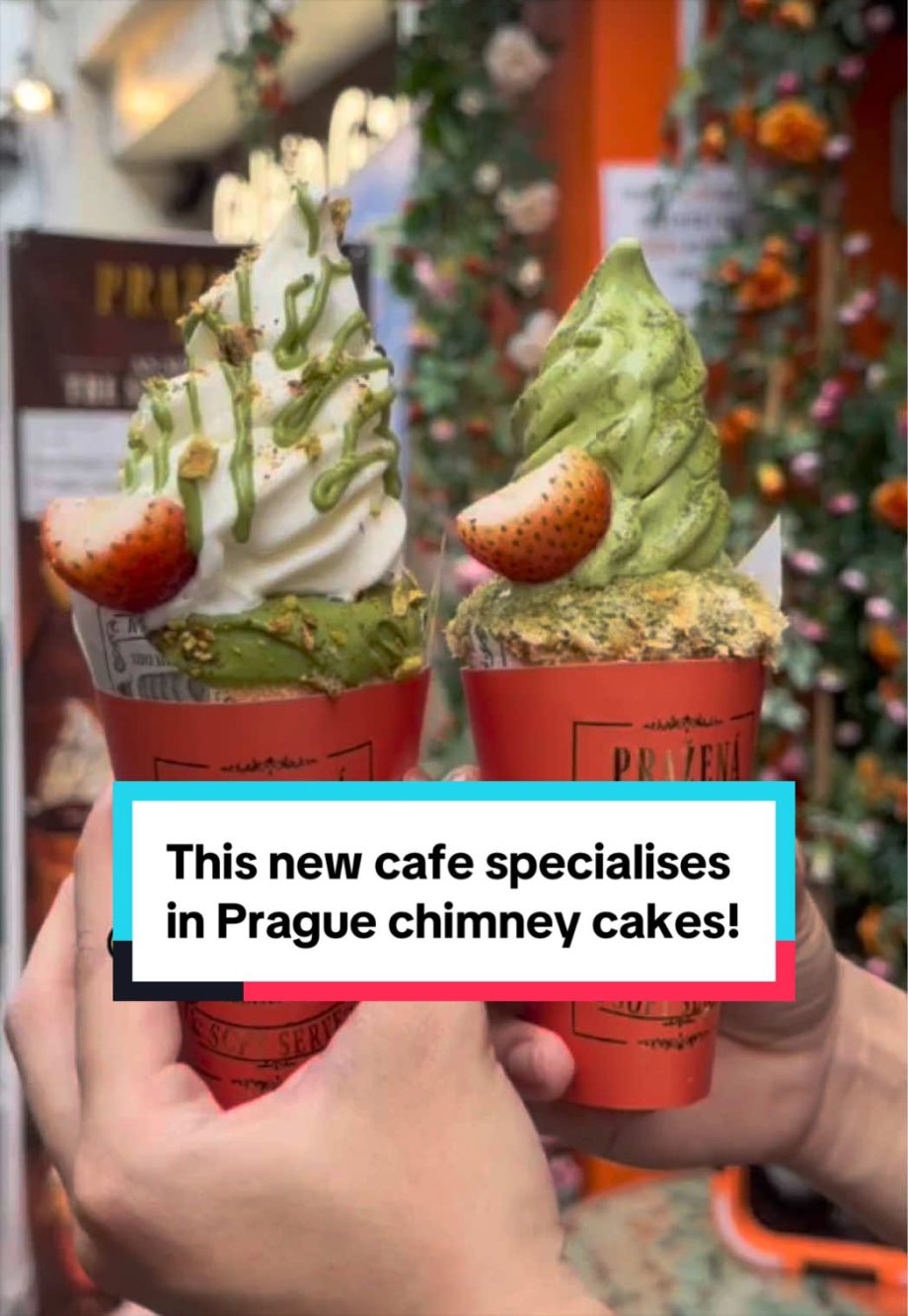 @8dayseat New cafe Prazena at Haji Lane specialises in Prague chimney cakes. Spi…