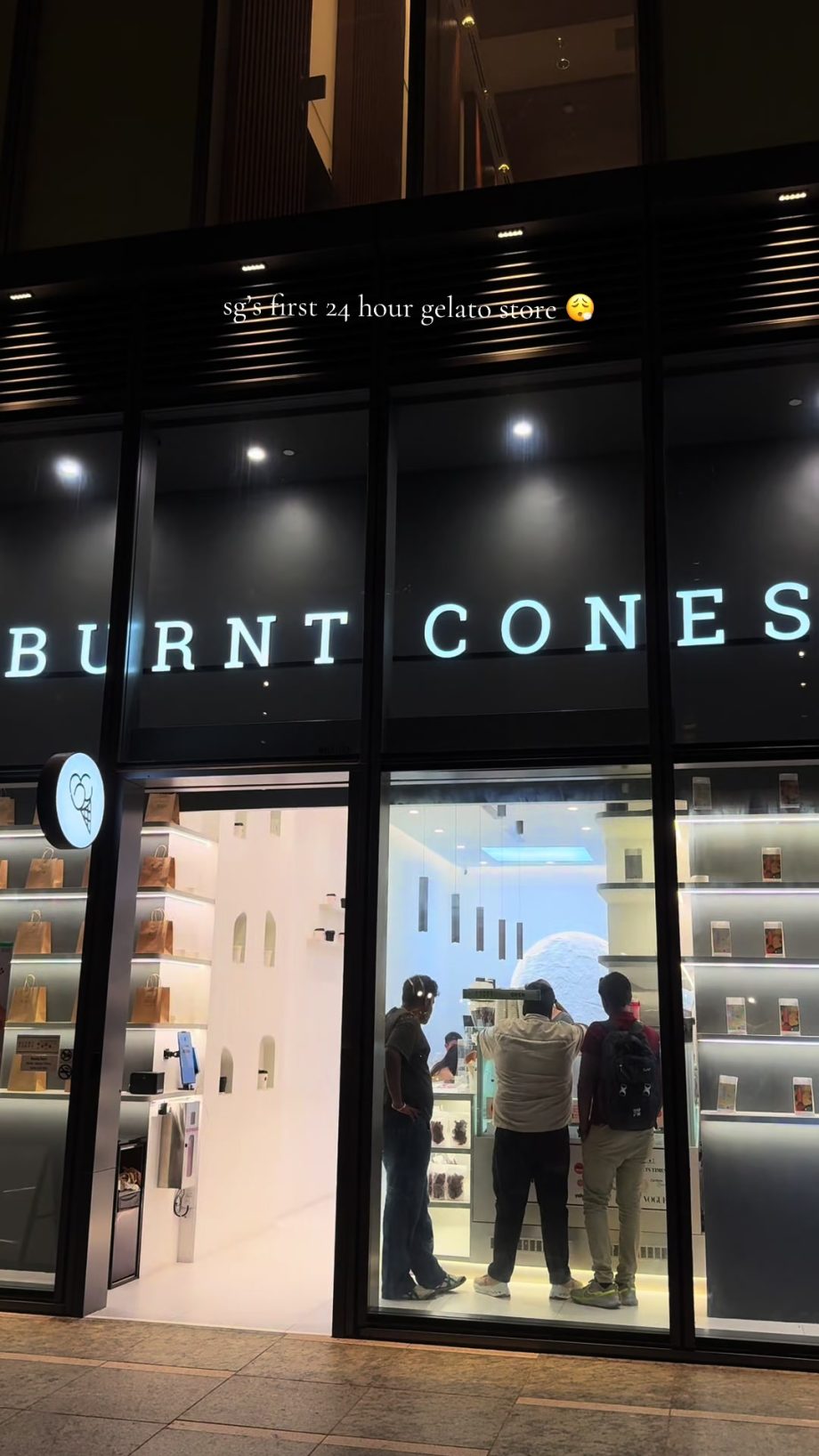 @tcrik midnight cravings satisfied @burntcones  #fypsg #sgtiktok #sgfoodies #des…