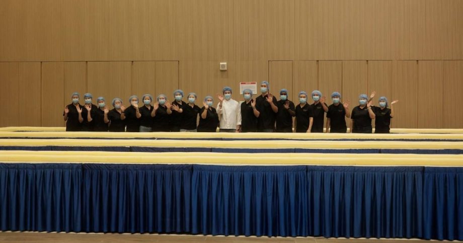 Celebrating 100 years: Polar Puffs & Cakes revives discontinued bakes, breaks record for longest sugar roll in Singapore, Lifestyle News Celebrating 100 years: Polar Puffs & Cakes revives discontinued bakes, breaks record for longest sugar roll in Singapore, Lifestyle News