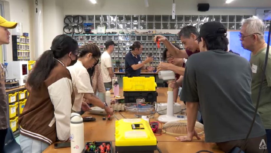 From giveaways to repairs, Singaporeans find ways to keep items out of landfills From giveaways to repairs, Singaporeans find ways to keep items out of landfills