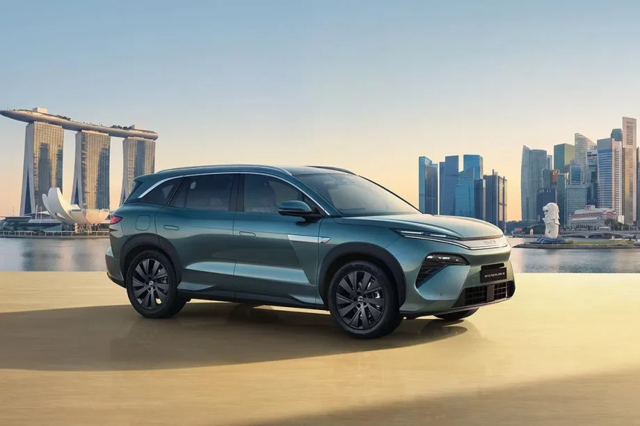 BYD Sealion 8 DM-i: A New three-row hybrid SUV BYD Sealion 8 DM-i: A New three-row hybrid SUV