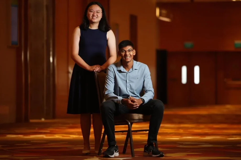 74 awarded PSC scholarships, including ex-Hwa Chong student heading to top Chinese university 74 awarded PSC scholarships, including ex-Hwa Chong student heading to top Chinese university