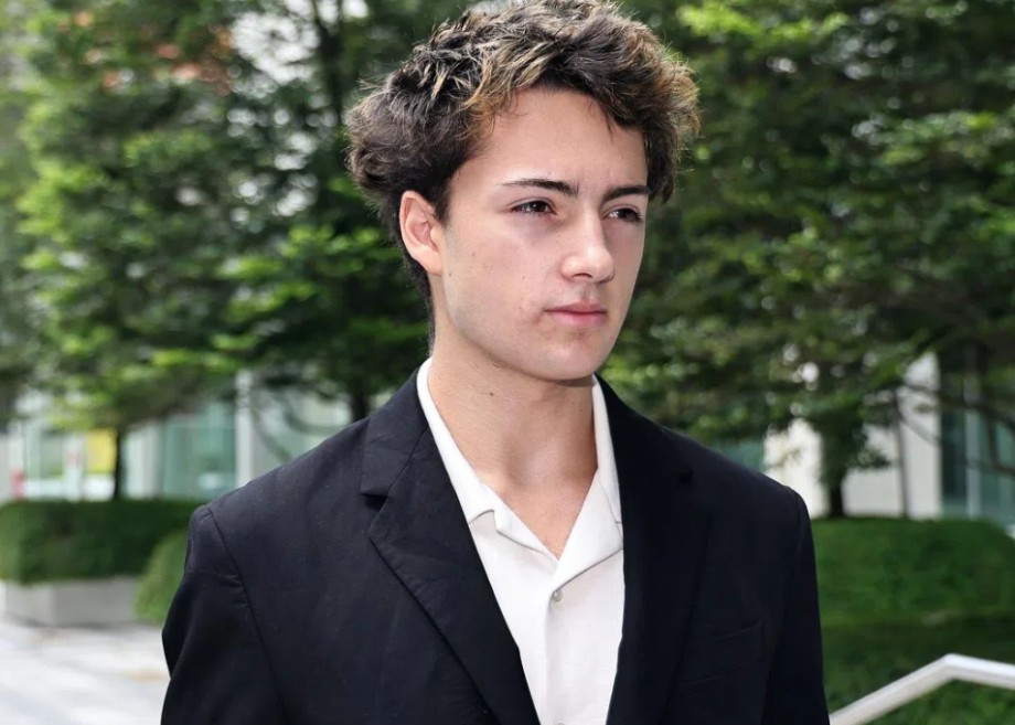 Teen who licked iJooz straw in Singapore has case adjourned as ICA reviews student pass status Teen who licked iJooz straw in Singapore has case adjourned as ICA reviews student pass status