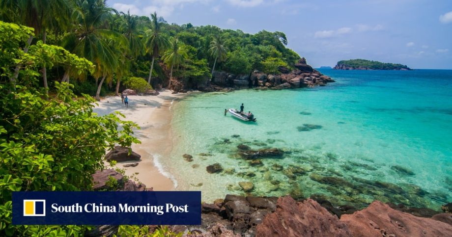 Vietnam tourist speedboat capsizes, killing 15 Indian tourists Vietnam tourist speedboat capsizes, killing 15 Indian tourists