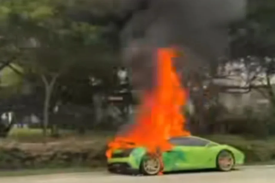 Heavy traffic on ECP after sports car catches fire; no injuries reported