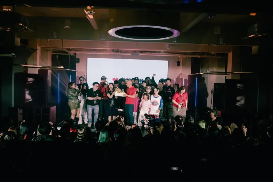 Groceries for entry: How a night of music with local artistes fed some 280 families in Singapore Groceries for entry: How a night of music with local artistes fed some 280 families in Singapore