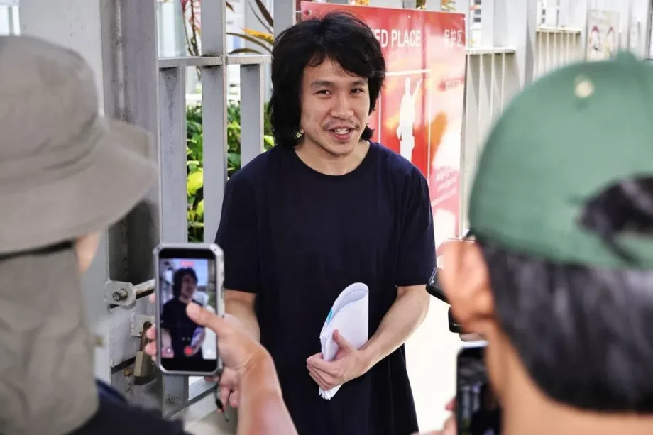 Amos Yee to plead guilty to enlistment offences