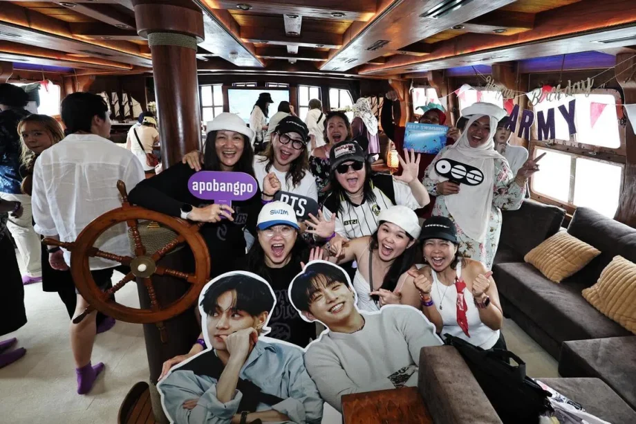 BTS fans recreate Swim MV scenes aboard S’pore ‘cruise’ BTS fans recreate Swim MV scenes aboard S’pore ‘cruise’