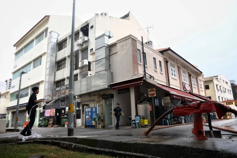 40 people evacuated from Serangoon Road shophouse fire