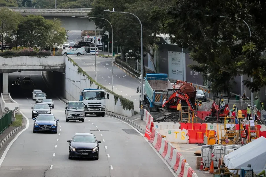Farrer Road sinkhole: Firm fined for tunneling lapses Farrer Road sinkhole: Firm fined for tunneling lapses