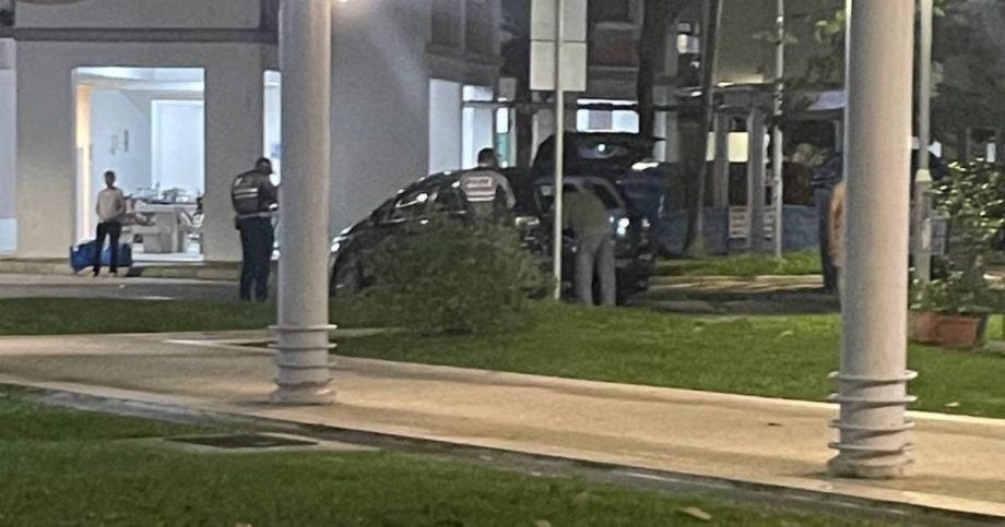 ‘She was constantly screaming’: Domestic helper’s leg gets pinned under car in Sembawang , Singapore News