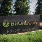 Apple Broadcom chip supply deal extended