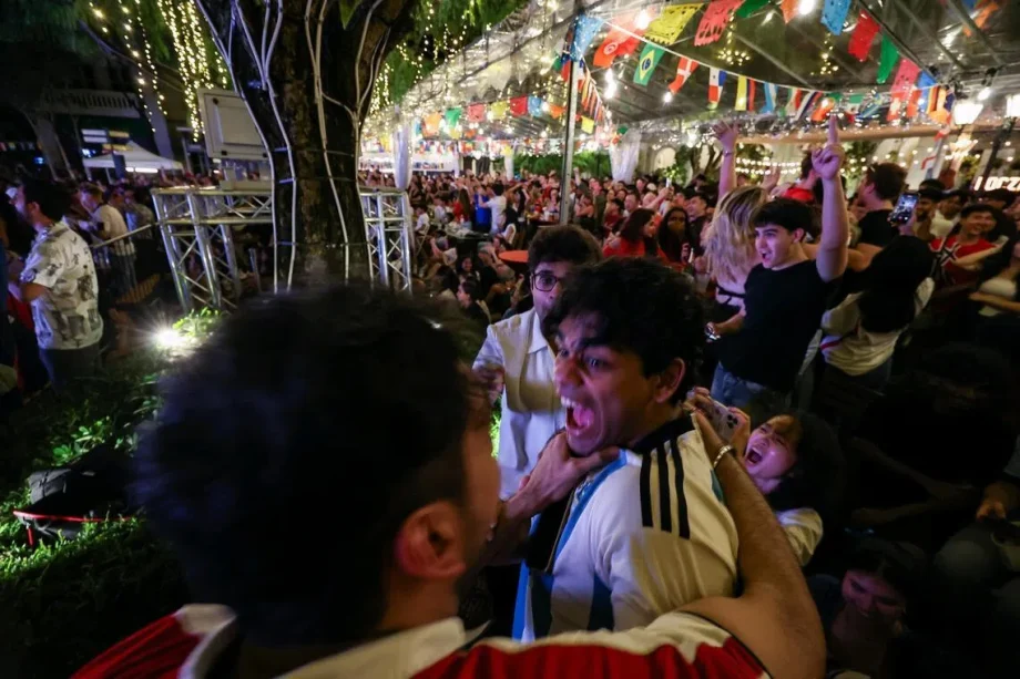 World Cup final screenings & snacks in Singapore World Cup final screenings & snacks in Singapore