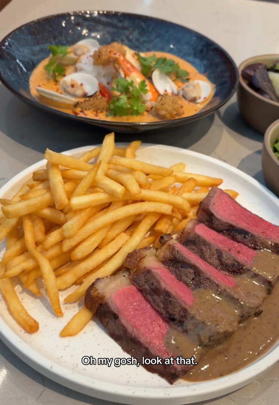 @cavanhwx the food + the ambience + the price >>  #sgfoodie #foodreview  …