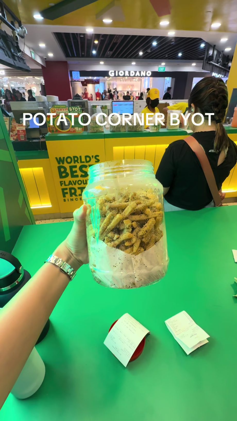 @mcnuggetkara the staff ask why we never bring bigger tub  <3 you @Potato Cor…
