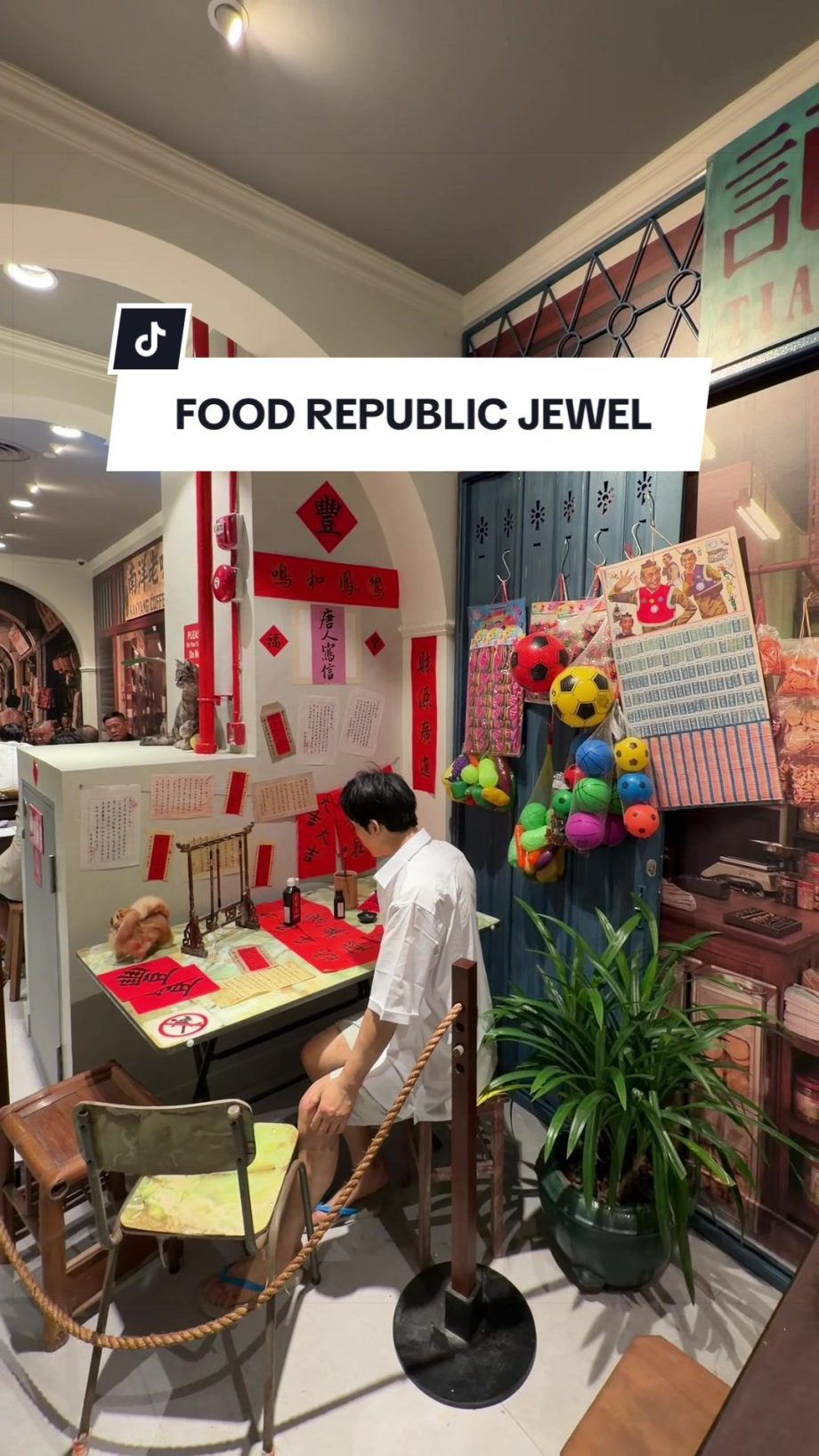 @middleclass.sg This food court ready for NDP  Food Republic, Jewel Changi Airpo…