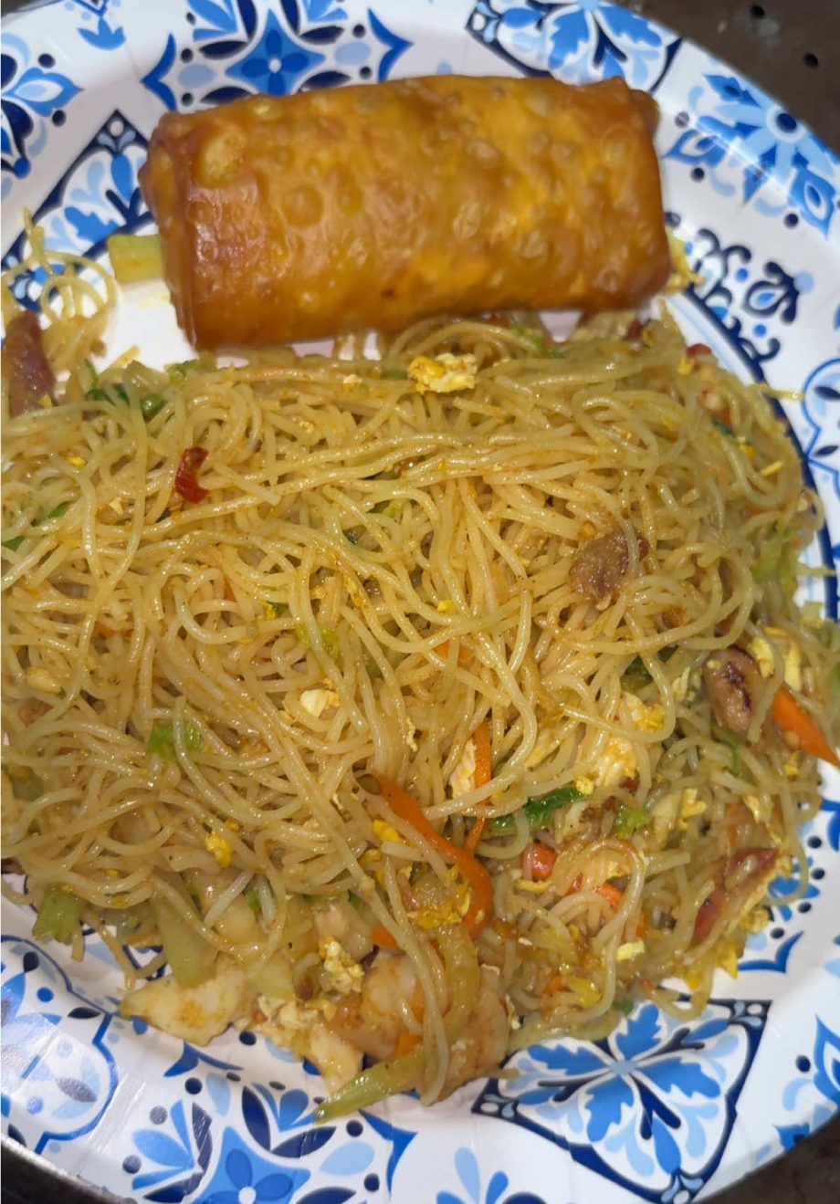 @kmojica_ Does anyone else love Singapore noodles?  #foodtiktok #tiktokfoodie #s…