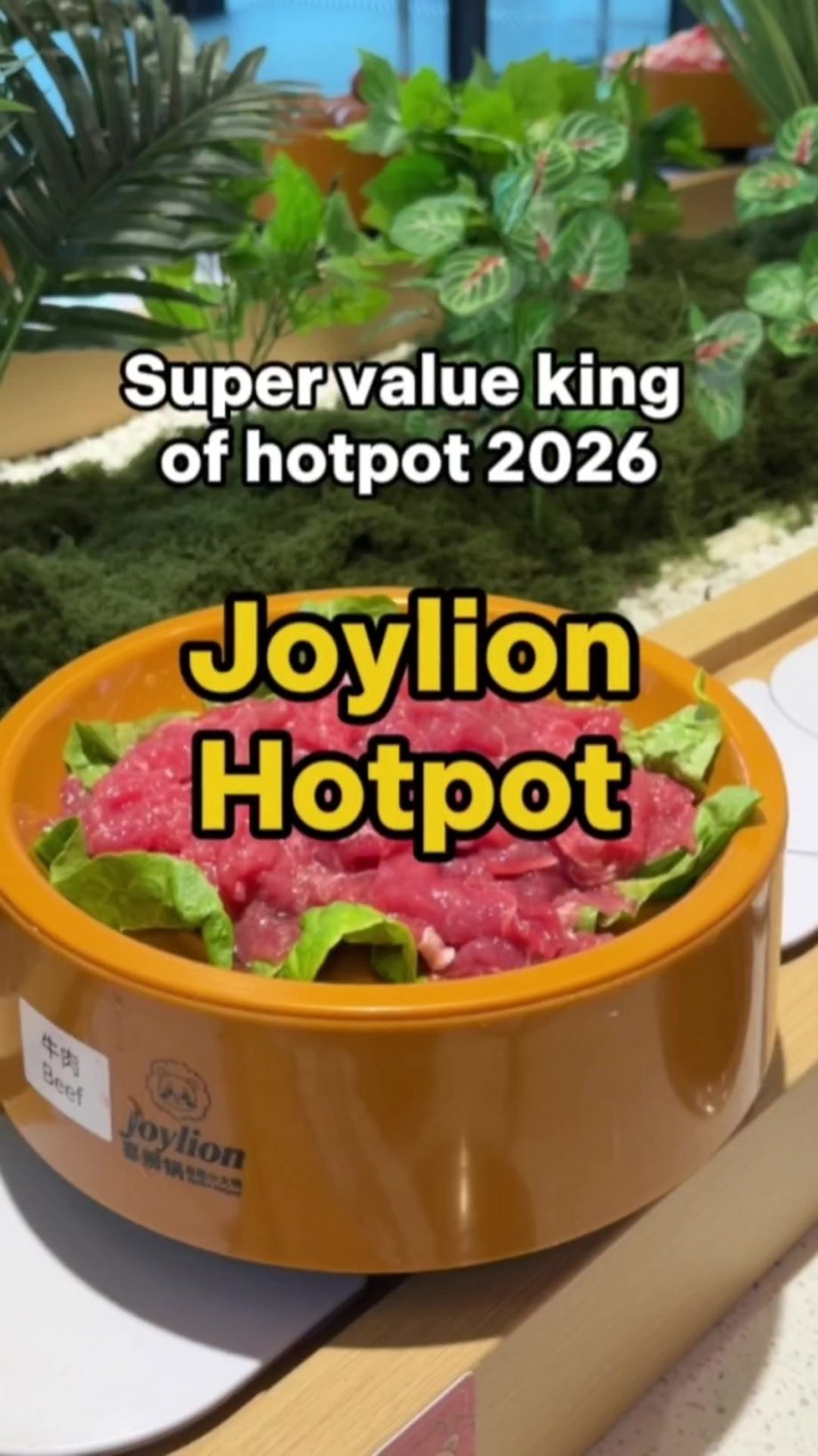 @ericnyker  Singapore’s FIRST conveyor belt hotpot buffet — from S.90++ per p…