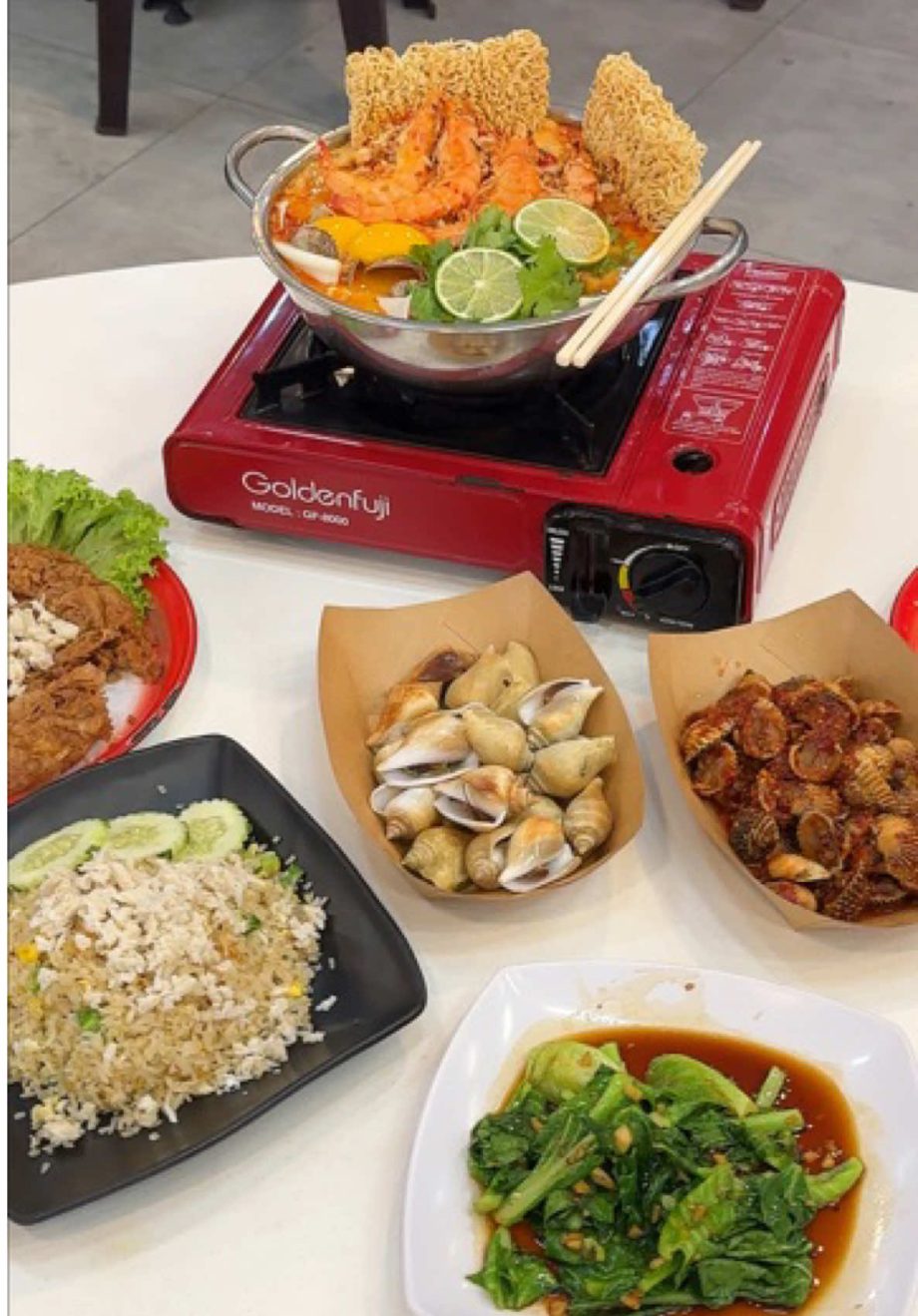 @dibssg SAVE this affordable Thai hidden gem in Singapore! NO GST & SERVICE CHAR… @dibssg SAVE this affordable Thai hidden gem in Singapore! NO GST & SERVICE CHAR…