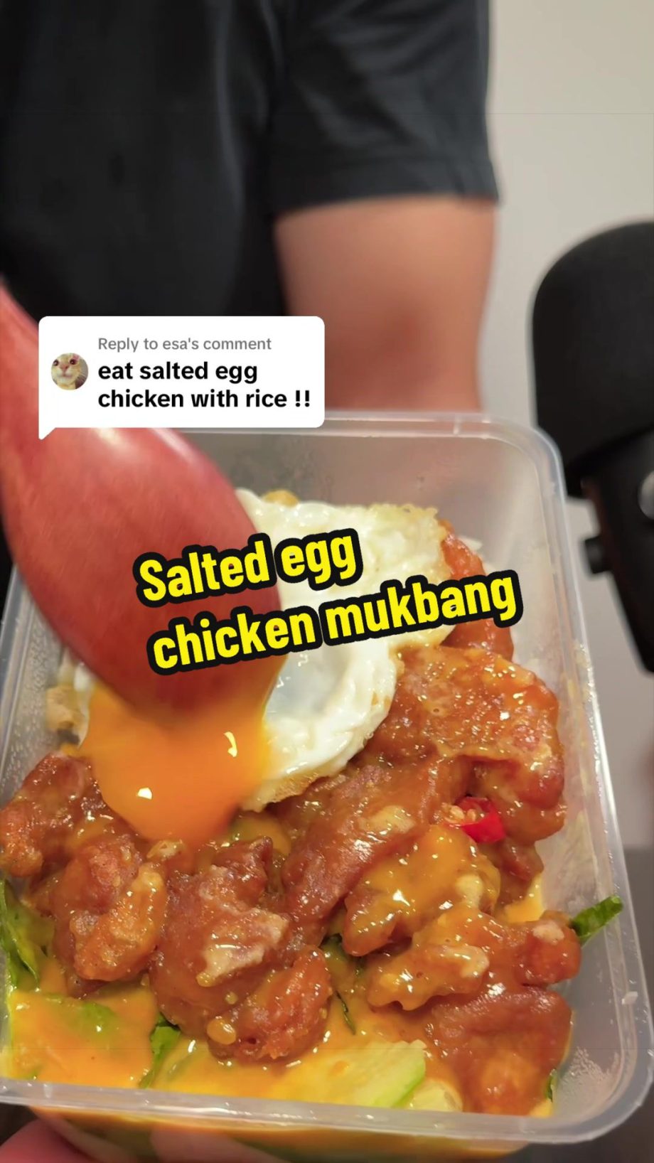 @woboeating Replying to @esa salted egg chicken is the best test of how good a t…