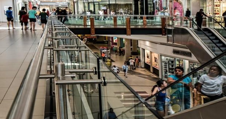 Singapore retail rents expected to rise up to 2% this year